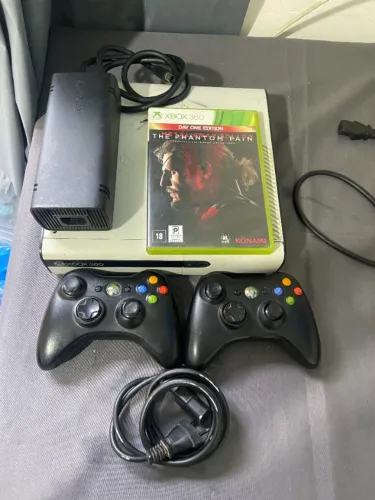 Xbox 360 Super Slim