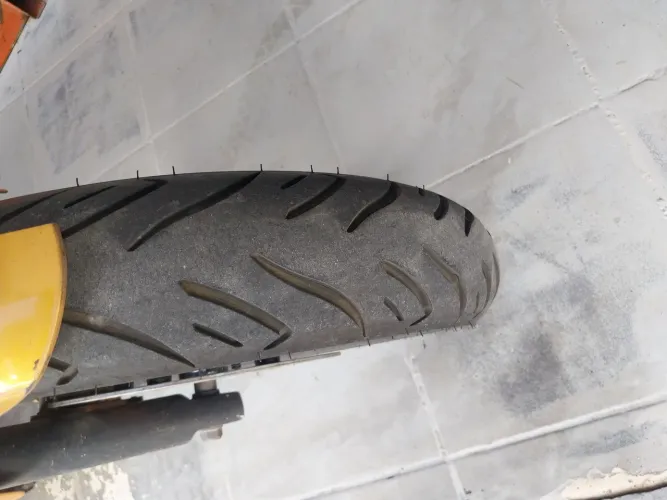 CB 300