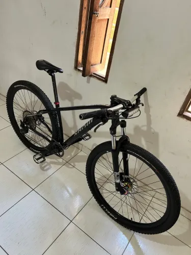 Bike MTB aro 29 tamanho 16