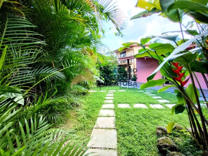 Casa de 3 dormitórios à venda na Ressaca em Ubatuba - SP