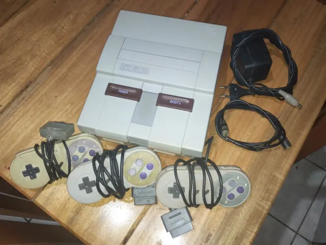 Super Nintendo SNES Fat Original - Carcaça Muito Conservada + 3 Controles