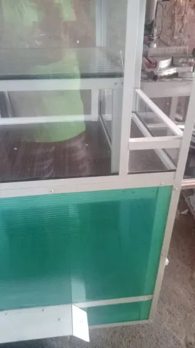 CARRRINHO DE LANCHE COM VITRINE DUPLA ESPACO PARA CAIXA TERMICA I OUTROS