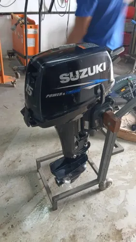 Oportunidade - Motor Yamaha 15 HP 2016