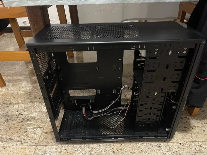 PC Intel Core i7-4790 + 4GB RAM | Placa-mãe Gigabyte h81m