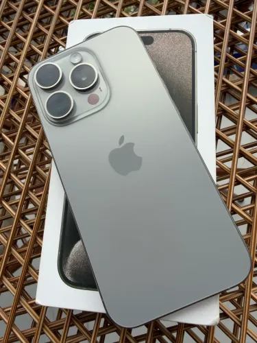 Iphone 15 Pro 256 GB