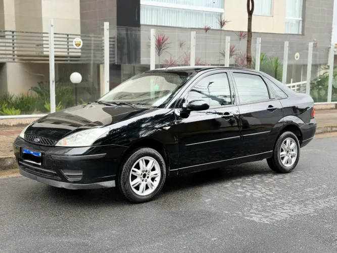 Ford Focus Sedan 1.6/1.6 Flex 8v/16v 4P Mec. 2007