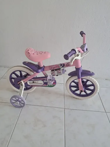 Vendo bicicleta infantil de menina