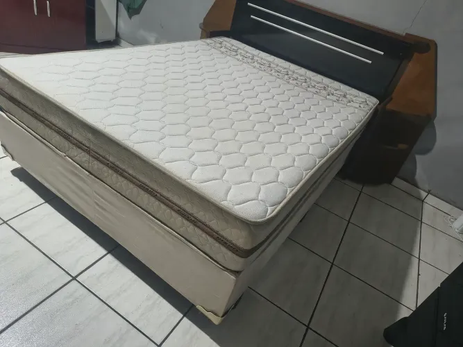 BOX CASAL + COLCHÃO LIMPO E CONFORTÁVEL + CABECEIRA. BOTUCATU. 