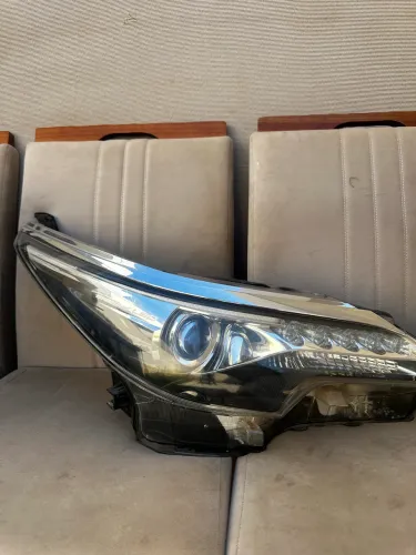 Farol SW4 SRX 2019