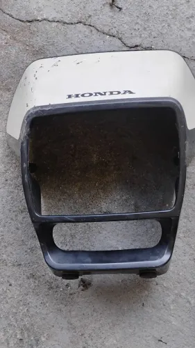 Carenagem do farol xlx 250 Honda