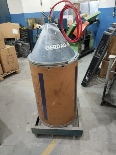 Carrinho para barrica de arame de solda mig com suporte de arame