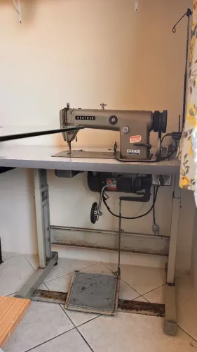 Máquina de Costura industrial