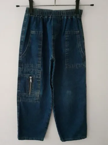 CALÇA JEANS. TAMANHO 3