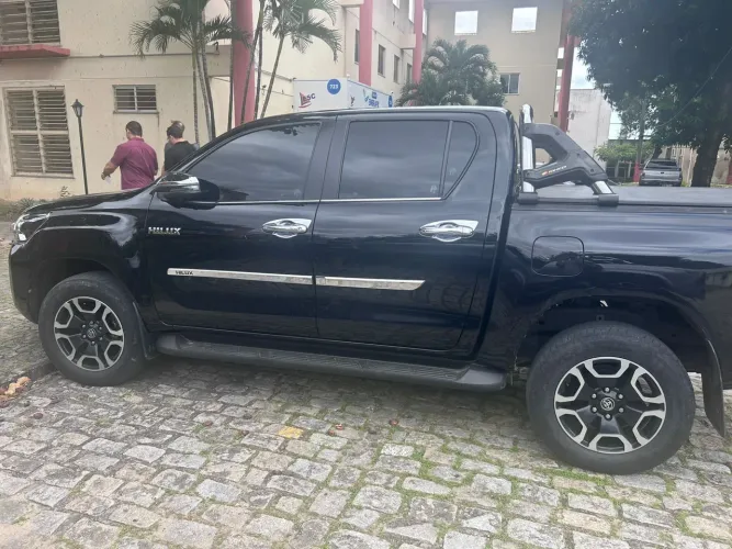 Toyota Hilux CD SRX 4X4 2.8 TDI 16V Diesel Aut. 2022