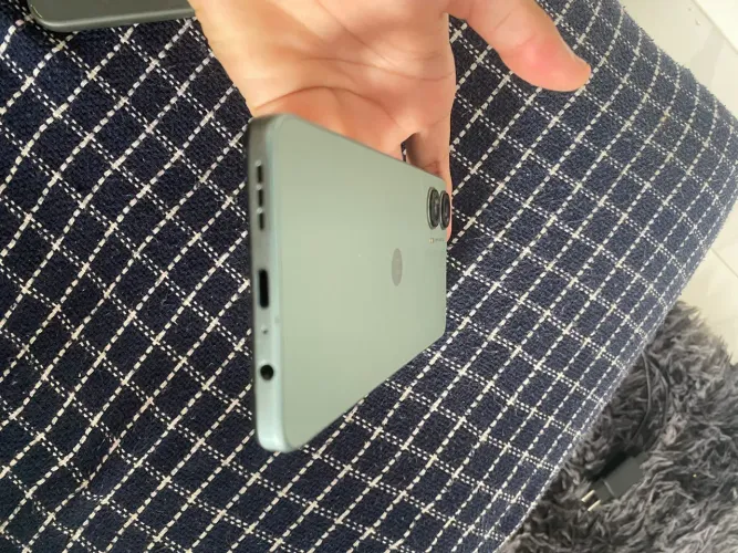 Celular Moto G35
