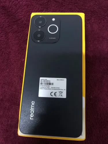 Realme note 70