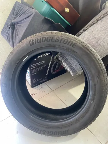 Pneus Bridgestone