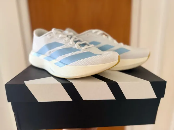 Tênis Adidas Adzero EVO SL (Excelente estado)