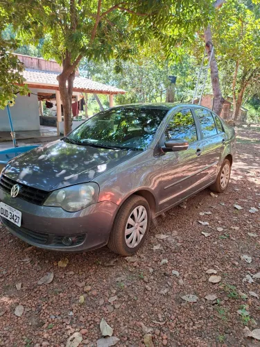 Volkswagen Polo Sedan 1.6 MI Total Flex 8V 4P 2013