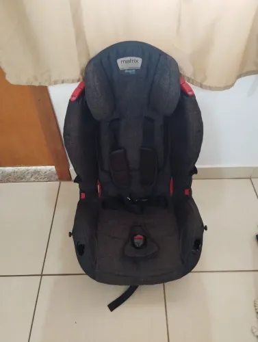 Cadeirinha Infantil de Carro