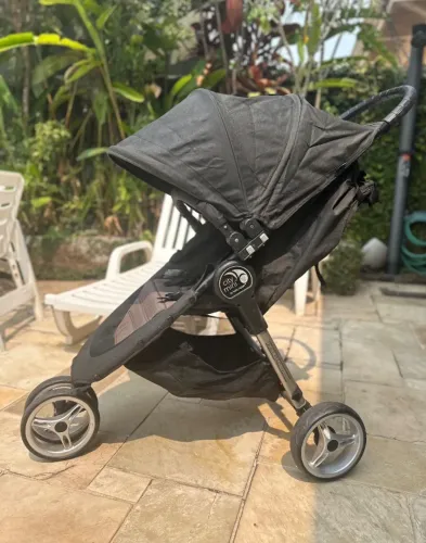 Carrinho de Bebê - Baby Jogger City Mini GT