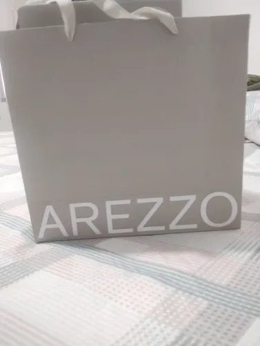 Sandália salto bloco Arezzo preta