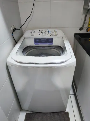 Máquina de lavar Electrolux 13kg