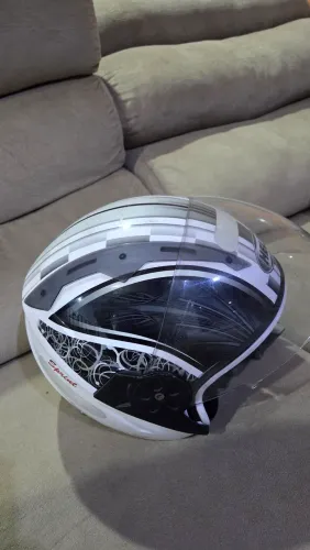 Capacete Helt sprint aberto