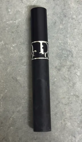 Rímel Dior marrom pump n volume