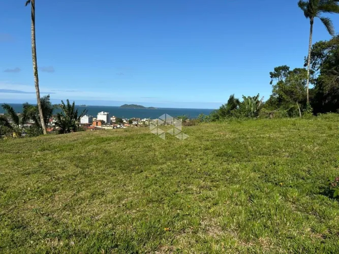 TERRENO 17.680m² PRAIA DE ITAGUAÇÚ-SÃO FRANCISCO DO SUL - SC.