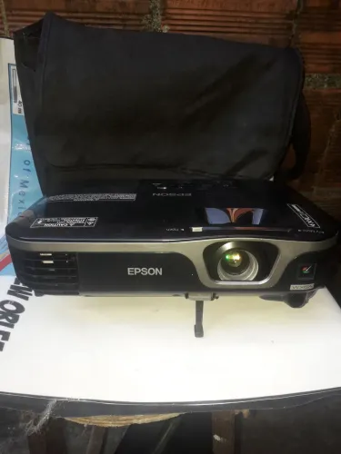 Projetor epson W11+ model: H438A