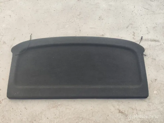 Tampão bagagito Golf MK7 2013 a 2020