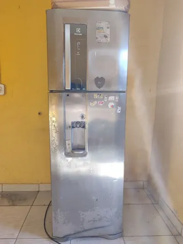 Geladeira Eletrolux