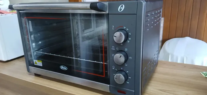 Forno elétrico Oster 