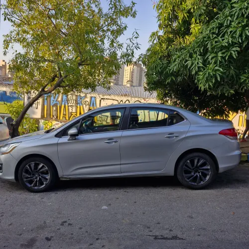Citroen C4 Lounge Tendance 1.6 Turbo 4P AUT 2015