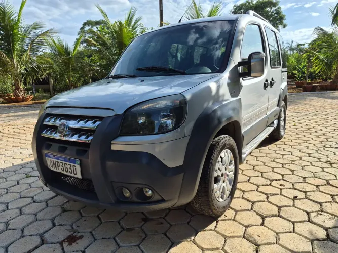 Fiat Doblo Adv/adv Tryon/locker 1.8 Flex 2013