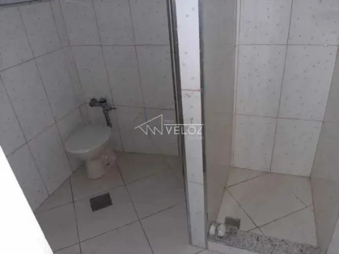 Sala-À VENDA-Centro-Rio de Janeiro-RJ