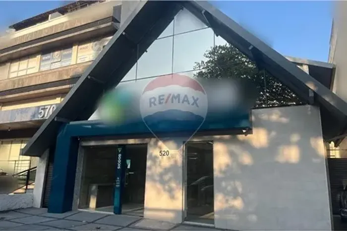 LOJA NA AVENIDA OLEGARIO MACIEL A VENDALO0001(VAN)