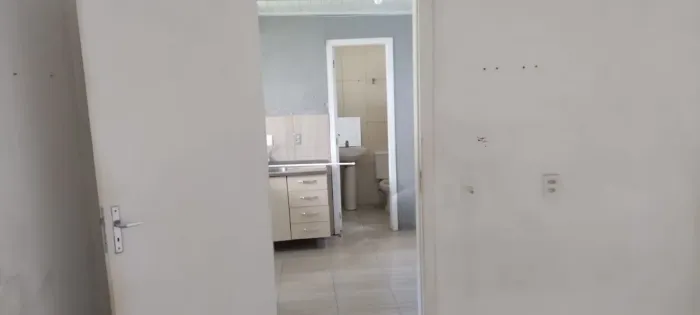 Aluga kitnet para solteiro