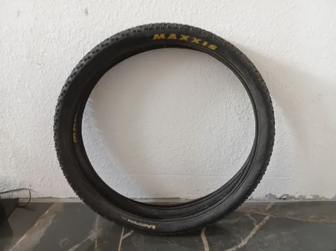 Par pneus maxxis Aspen Aro 26 x 2.1