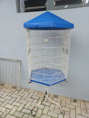Viveiro para pássaros