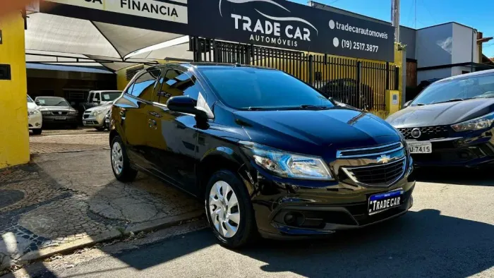 Chevrolet Onix Hatch LT 1.4 8V Flex Mec. 4P 2014