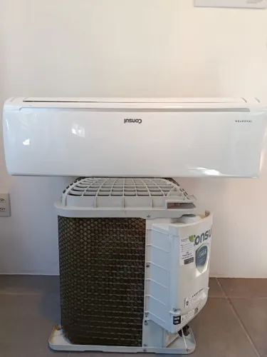 Ar-Condicionado Split Consul 12000 BTUs FRIO 220V