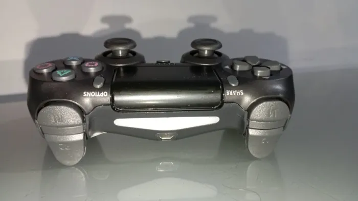 Controle compatível com ps4