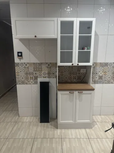 Cristaleira moderna