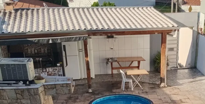 Telhado 7x3 semi novo