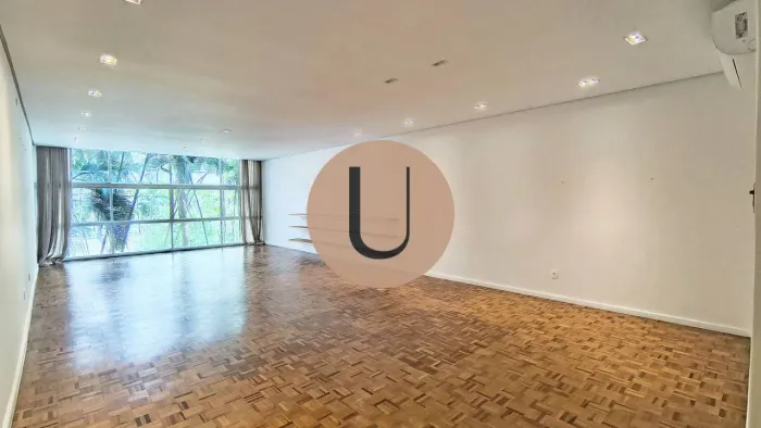 Apartamento para alugar no Jardins - 3 quartos, 1 suíte e 2 vagas.