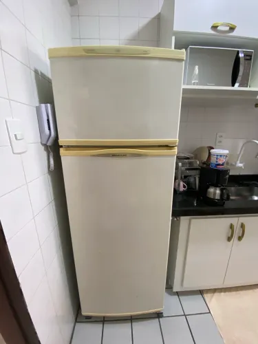 Geladeira Duplex BRASTEMP 320L 110v + transformador em ótimo estado.  