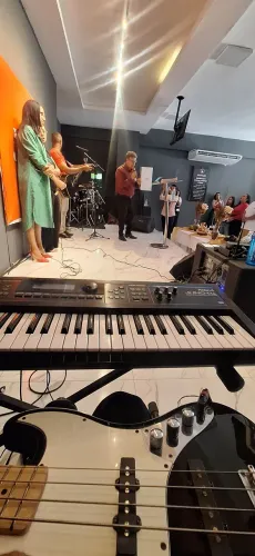 Teclado juno-DI 