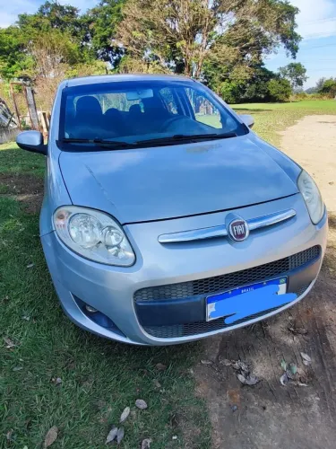 Fiat Palio Essence 1.6 Flex 16V 5P 2013